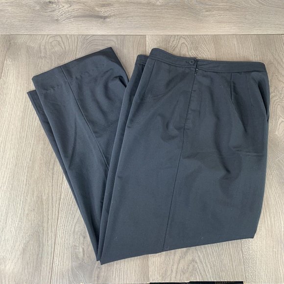 Talbots Stretch Pants Womens Size 12 Black Slacks Hip Zip Button Close Pleats - Picture 2 of 9
